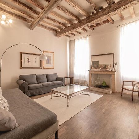 Casa Sangiacomo Quattro โมดินา ภายนอก รูปภาพ