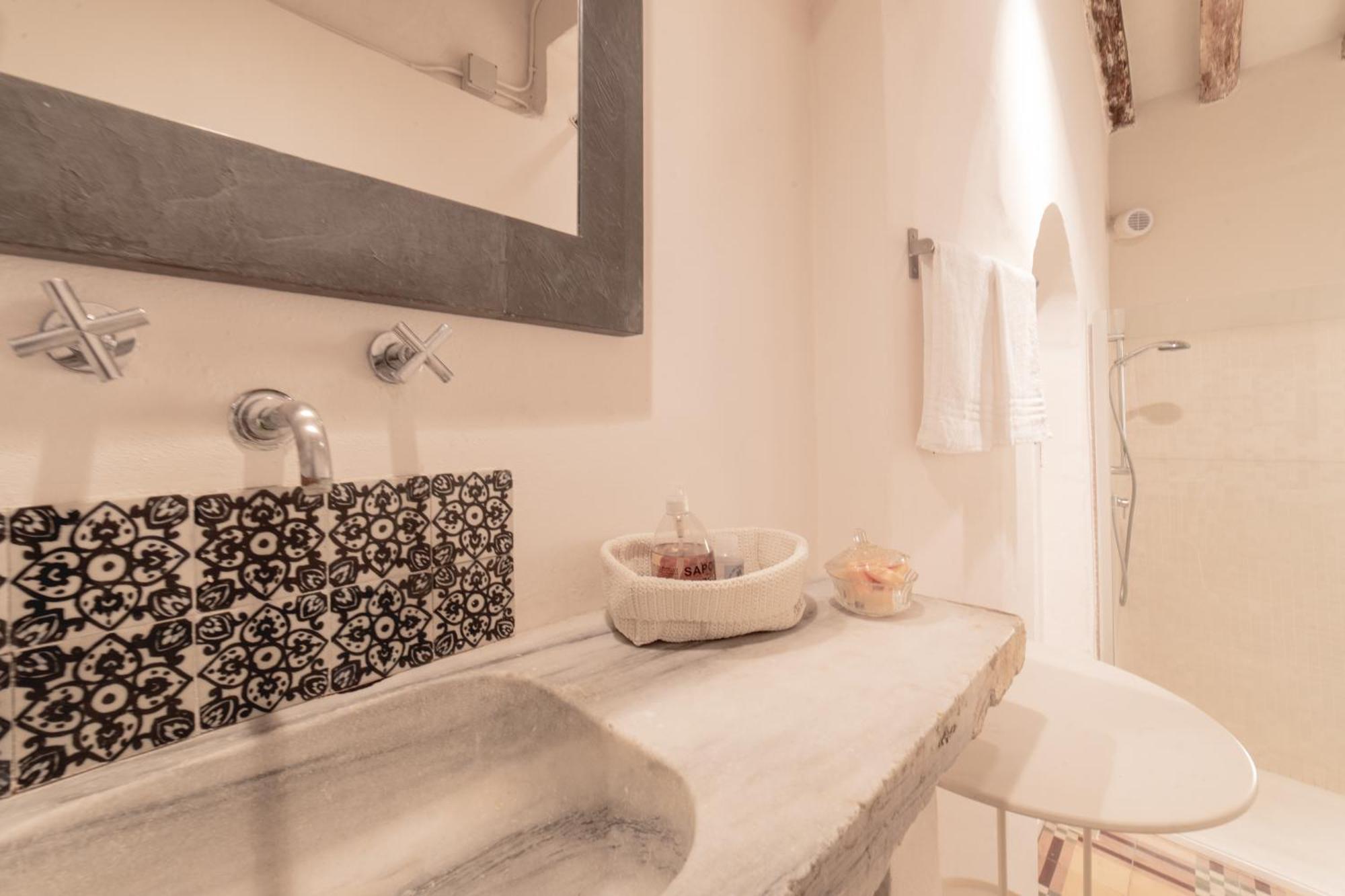Casa Sangiacomo Quattro โมดินา ภายนอก รูปภาพ